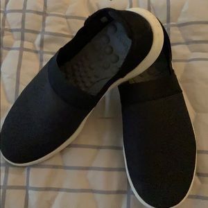 Women’s Crocs Rivera slipe on’s